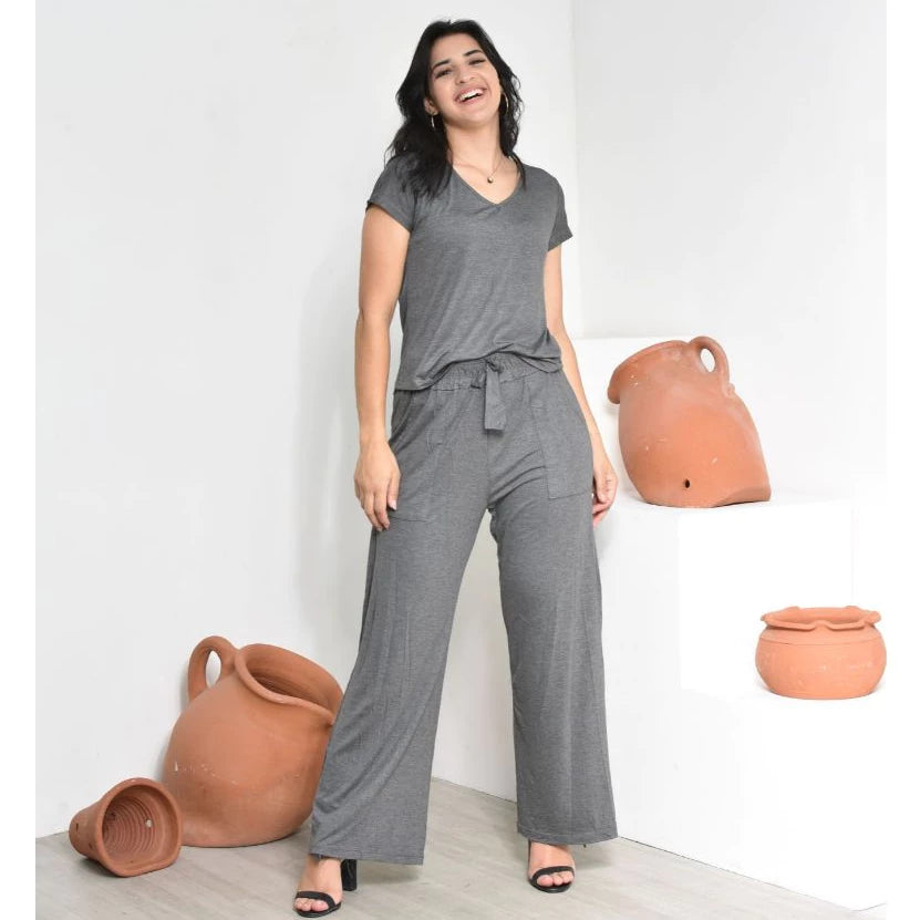 Tabela de Tamanhos Conjunto Serena™ em Viscolycra com Calça Pantalona e Blusa Gola V