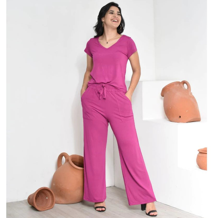 Conjunto Serena™ em Viscolycra com Calça Pantalona e Blusa Gola V - imagem 8
