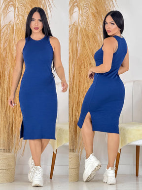 Detalhe do tecido canelado com elasticidade do Vestido Serena