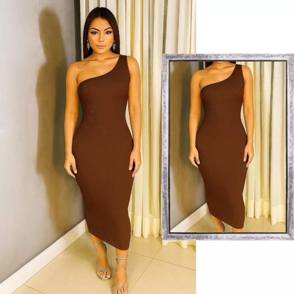 Caimento elegante do vestido Capri Midi Elegance