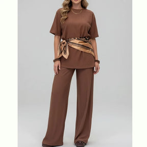 Calça pantalona fluida do Conjunto Elegance™ valoriza silhueta