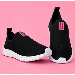 Tênis Ortopédico Feminino FlexFit™ modelo meia conforto detalhe do cabedal